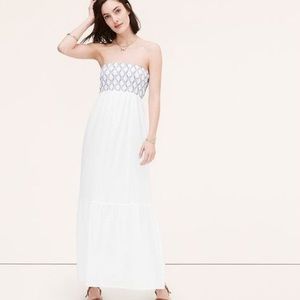 👗 Beautiful strapless Loft maxi dress ✨